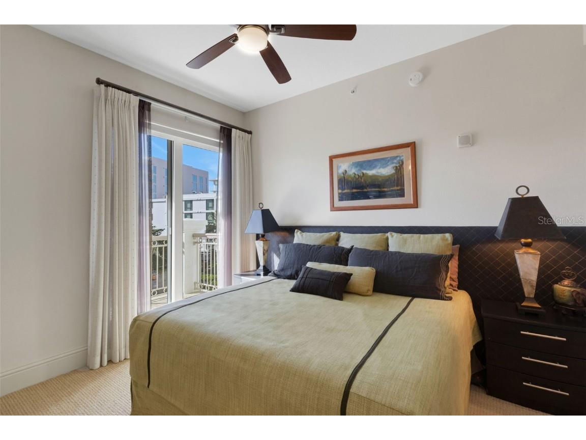 464 Golden Gate Point #403 Sarasota FL 34236 A4666344 image43