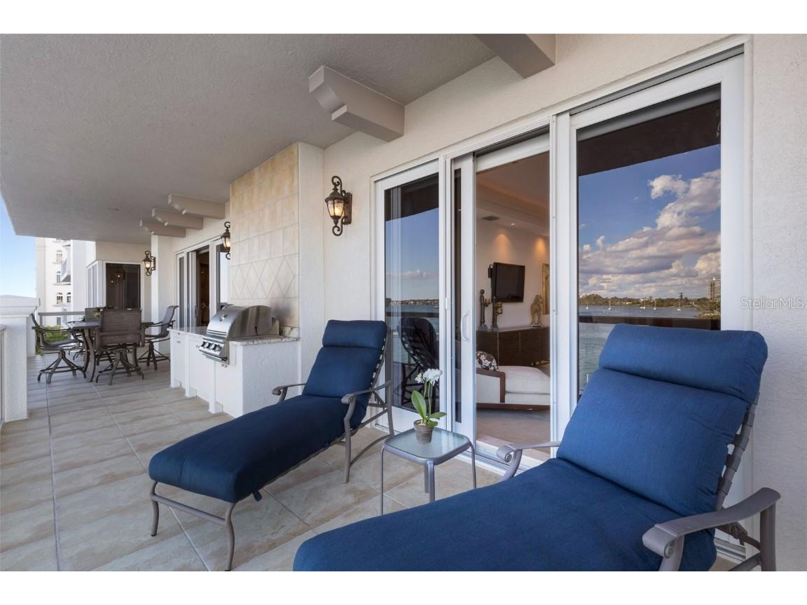 464 Golden Gate Point #403 Sarasota FL 34236 A4666344 image69