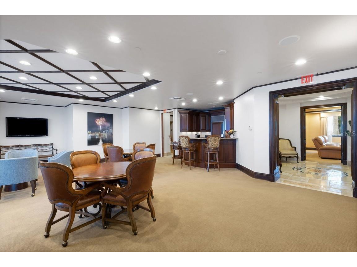 464 Golden Gate Point #403 Sarasota FL 34236 A4666344 image89