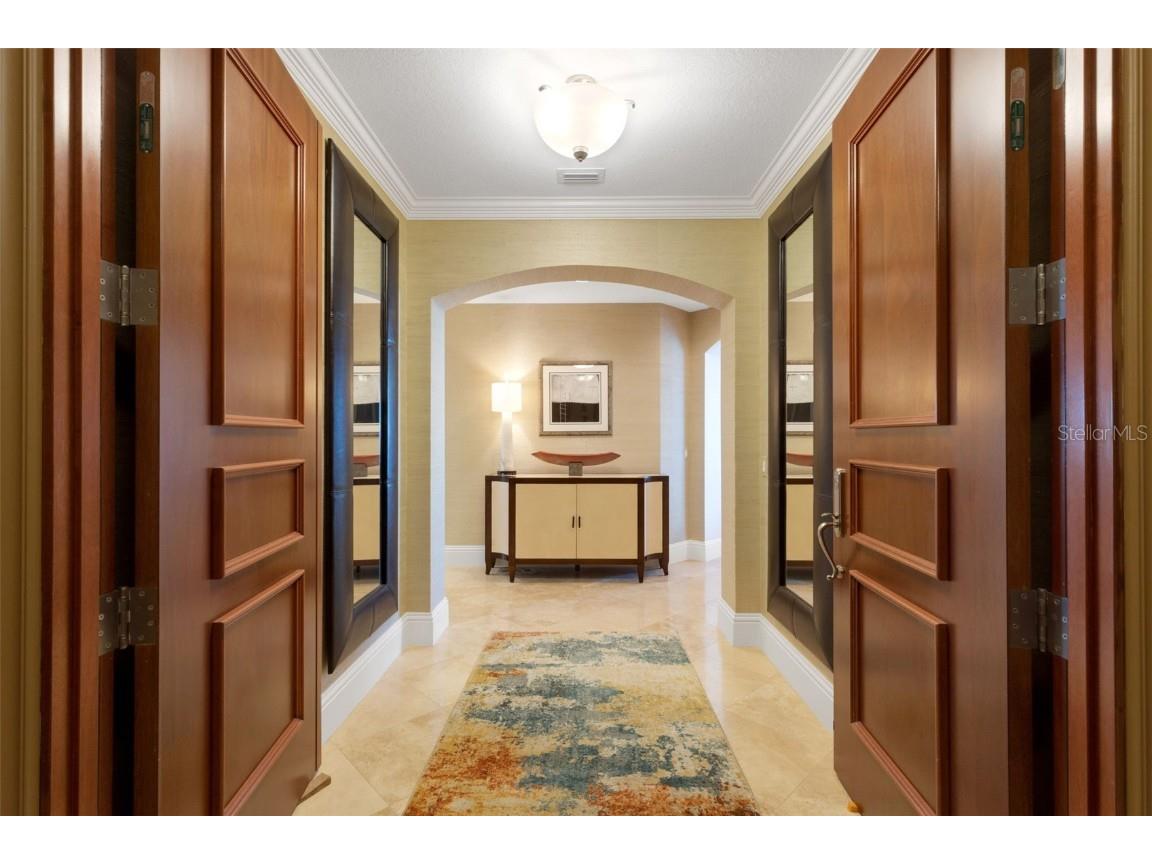 464 Golden Gate Point #403 Sarasota FL 34236 A4666344 image9