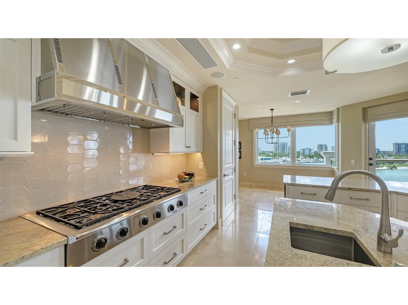 464 Golden Gate Point #702 Sarasota FL 34236 - SARASOTA BAY A4667652 image12