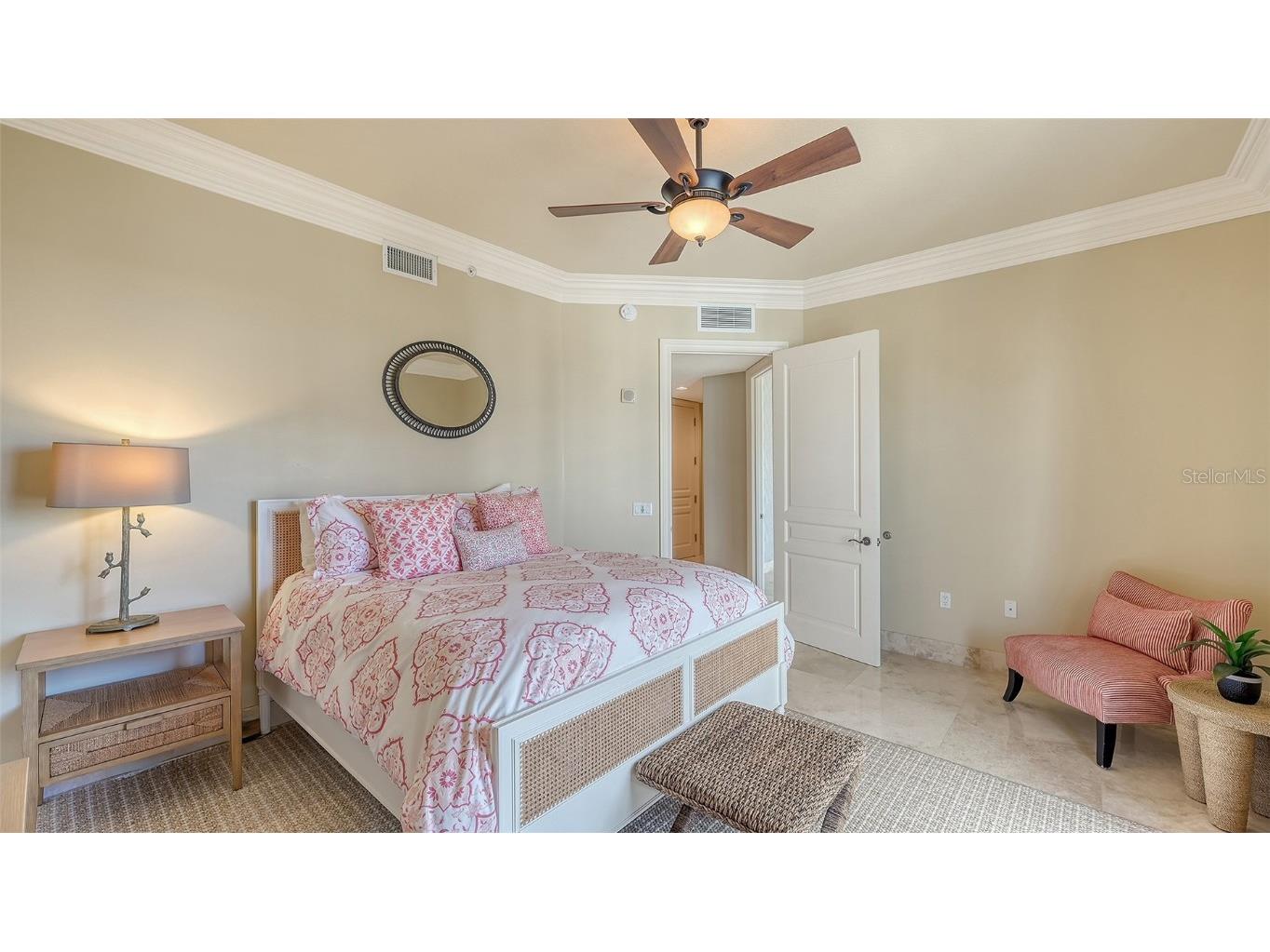 464 Golden Gate Point #702 Sarasota FL 34236 - SARASOTA BAY A4667652 image28