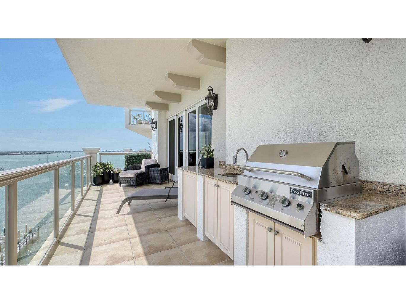 464 Golden Gate Point #702 Sarasota FL 34236 - SARASOTA BAY A4667652 image39