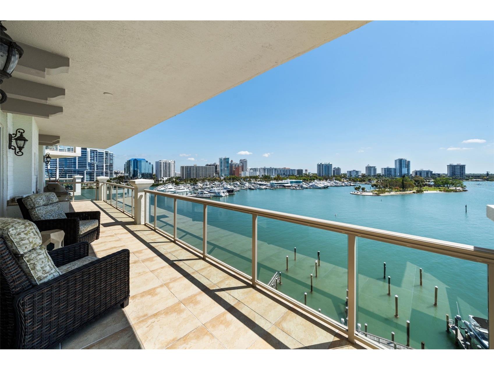 464 Golden Gate Point #703 Sarasota FL 34236 - SARASOTA BAY A4685865 image14