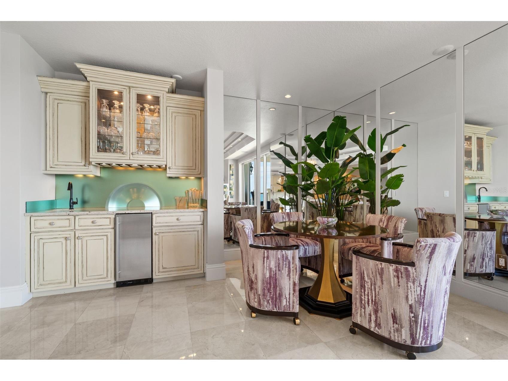 464 Golden Gate Point #703 Sarasota FL 34236 - SARASOTA BAY A4685865 image17