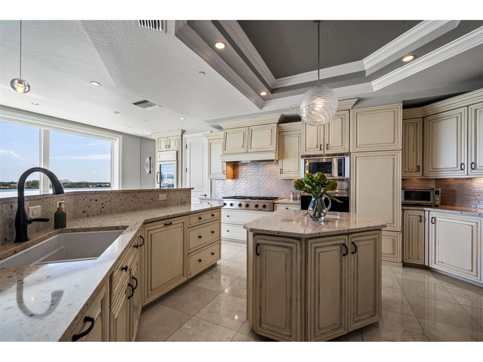 464 Golden Gate Point #703 Sarasota FL 34236 - SARASOTA BAY A4685865 image26