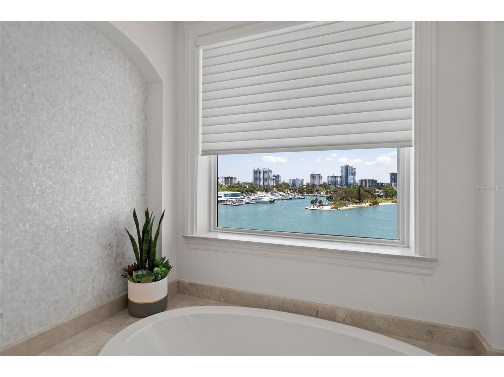 464 Golden Gate Point #703 Sarasota FL 34236 - SARASOTA BAY A4685865 image50