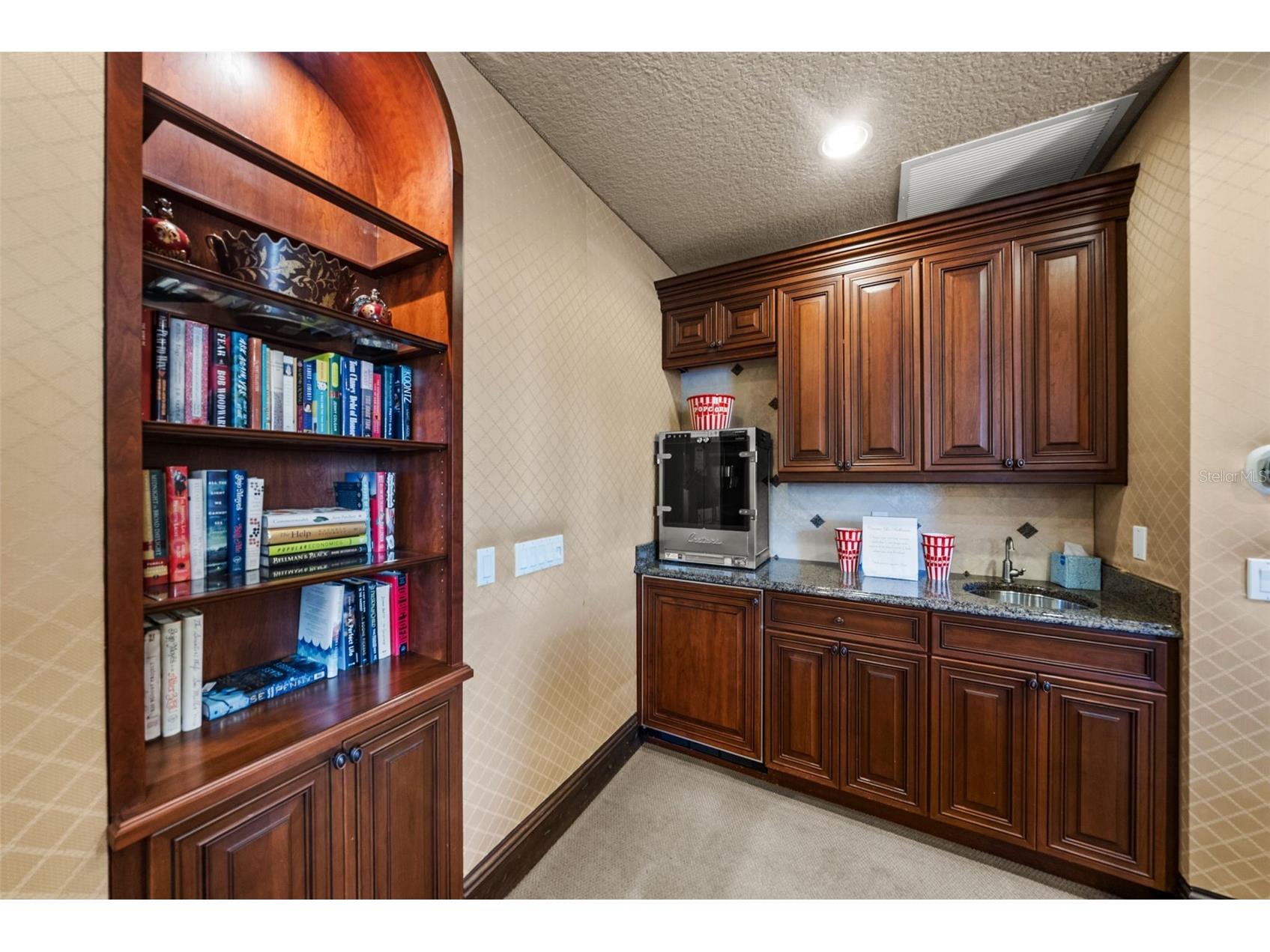464 Golden Gate Point #703 Sarasota FL 34236 - SARASOTA BAY A4685865 image81
