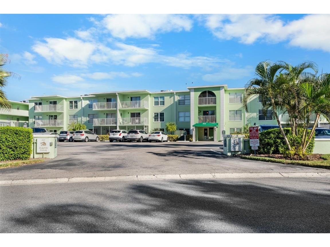 464 N Paula Drive #106 Dunedin FL 34698 TB8403605 image1