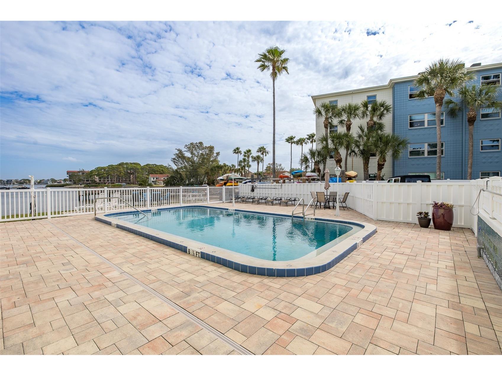 464 N Paula Drive #106 Dunedin FL 34698 W7884585 image43