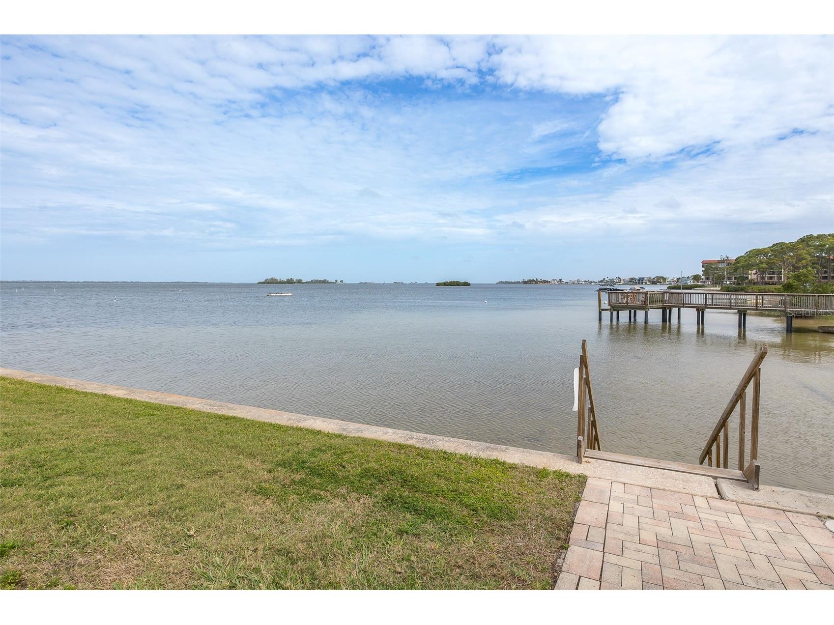 464 N Paula Drive #106 Dunedin FL 34698 W7884585 image67