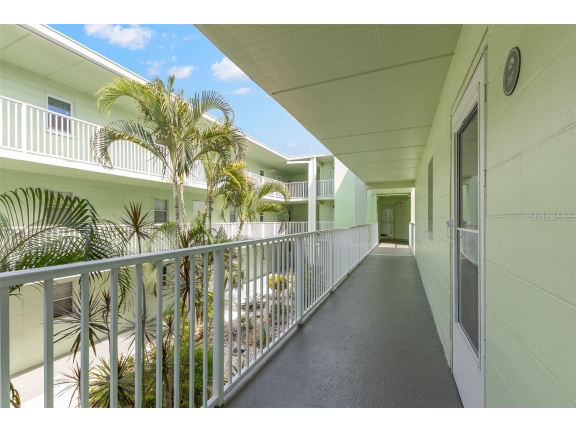 464 N Paula Drive #207 Dunedin FL 34698 - ST. JOSEPH SOUND TB8432119 image4