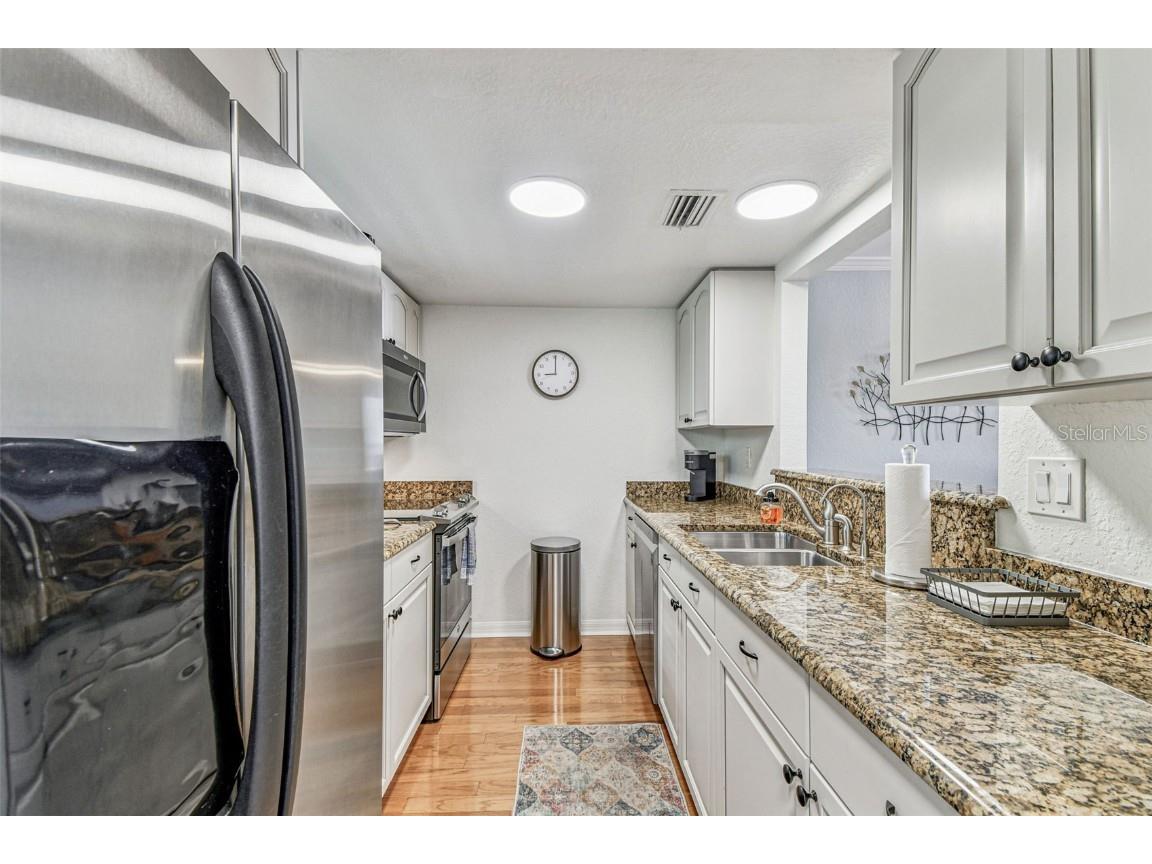 464 N Paula Drive #221 Dunedin FL 34698 TB8443507 image5