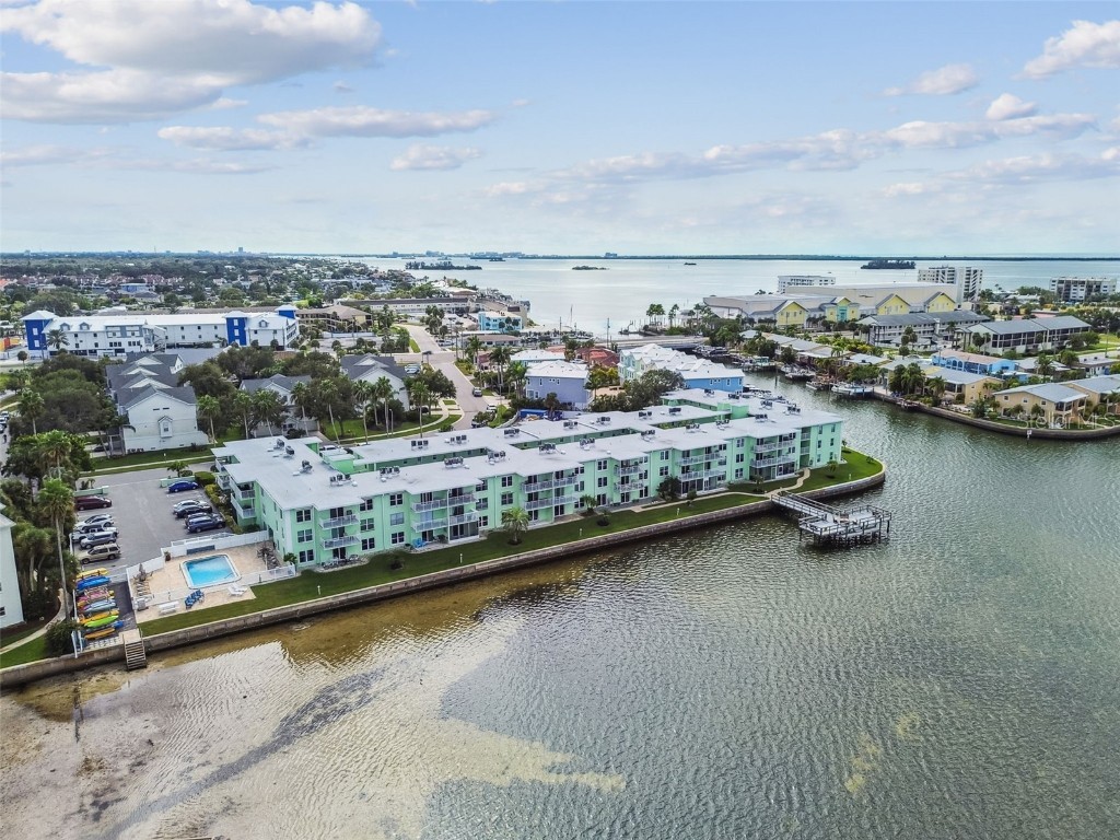 464 N Paula Drive #221 Dunedin FL 34698 TB8443507 image70