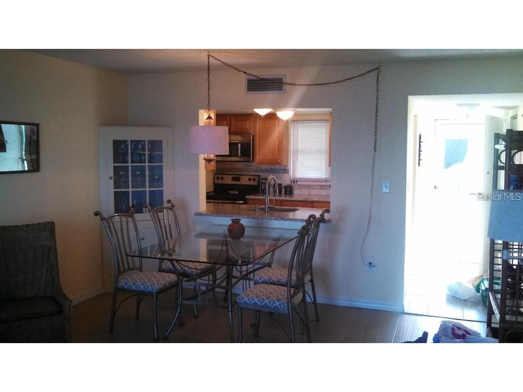 464 N Paula Drive N #323 Dunedin FL 34698 - ST. JOSEPH SOUND TB8469097 image3