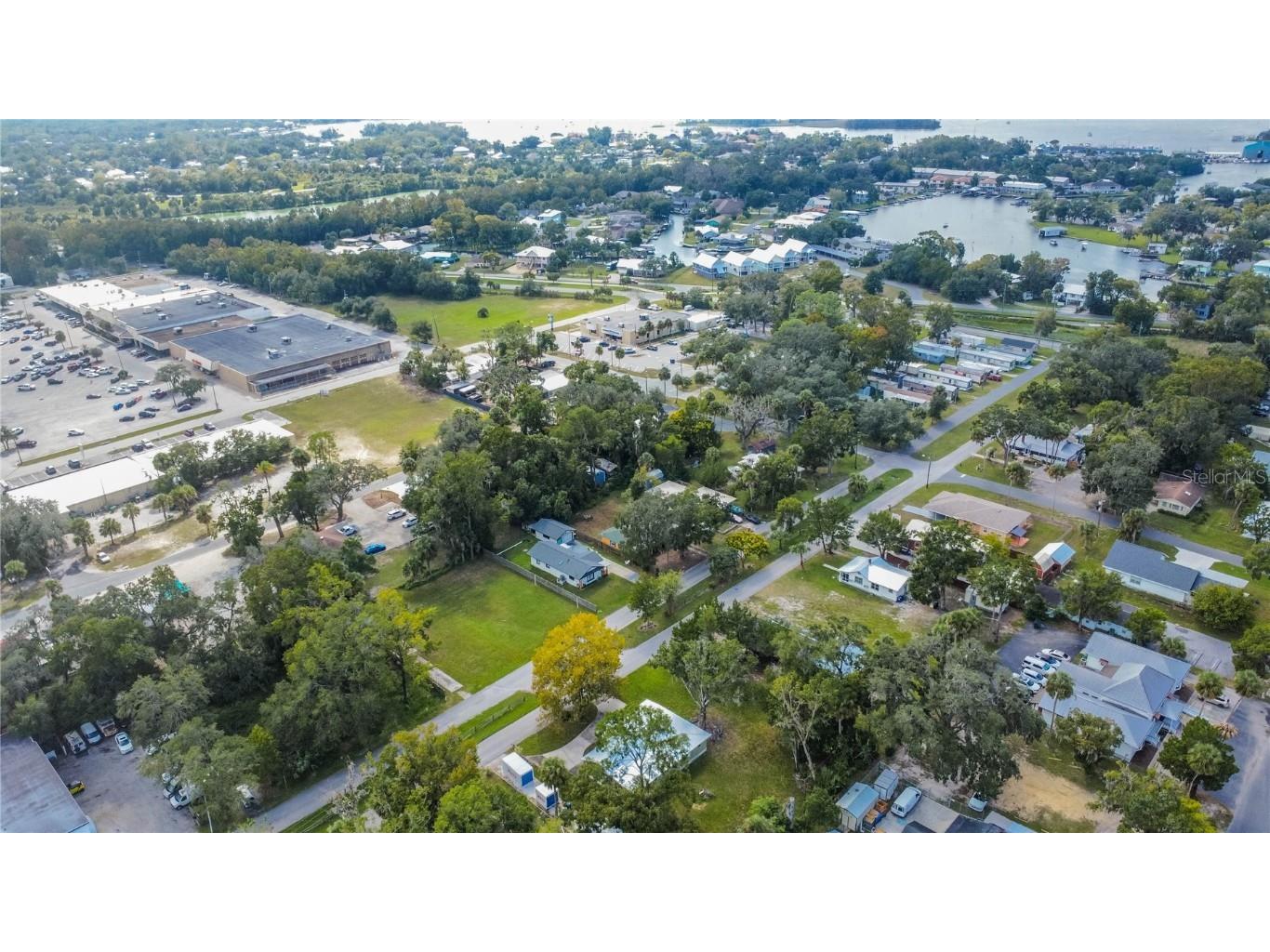 464 NE 2nd Street Crystal River FL 34429 W7857882 image10