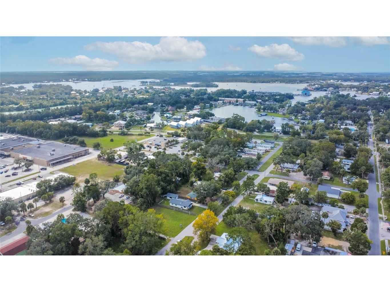 464 NE 2nd Street Crystal River FL 34429 W7857882 image11