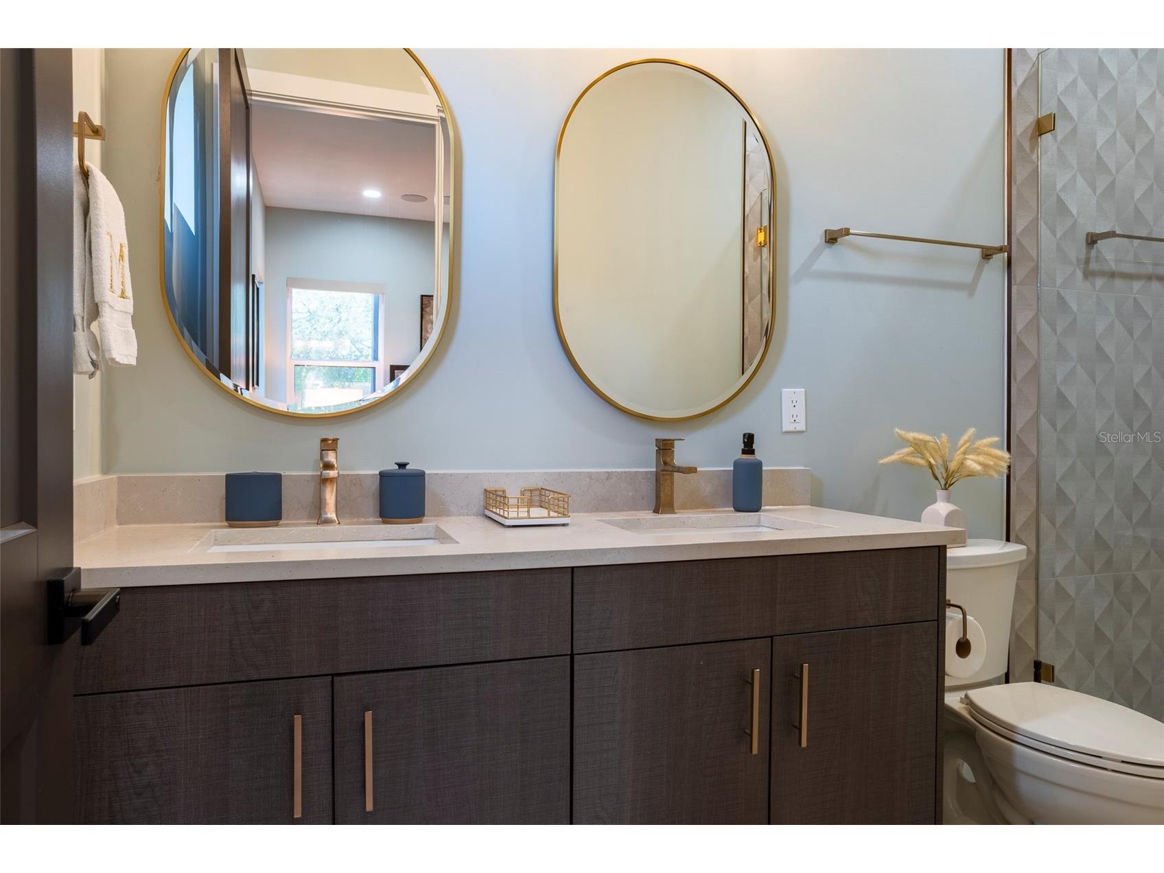 4640 35th Avenue N Saint Petersburg FL 33713 TB8482049 image19