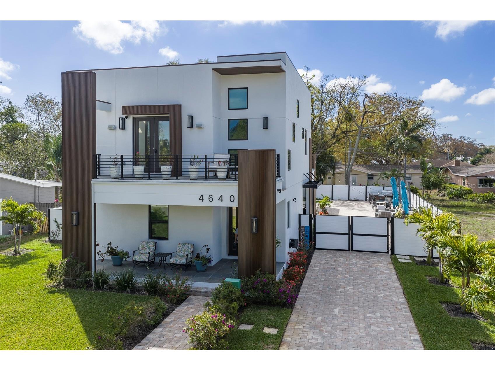 4640 35th Avenue N Saint Petersburg FL 33713 TB8482049 image75