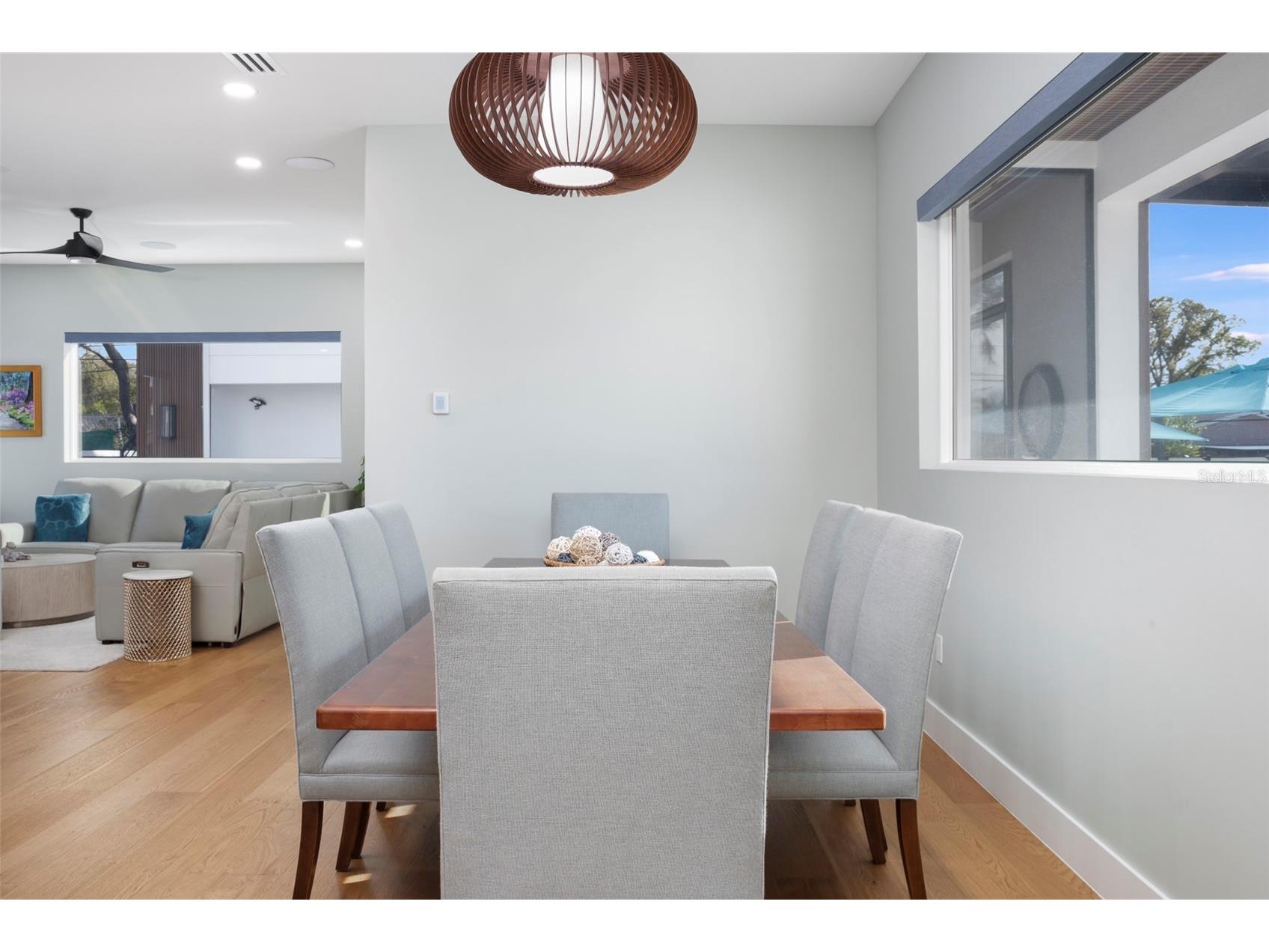 4640 35th Avenue N Saint Petersburg FL 33713 TB8482049 image8