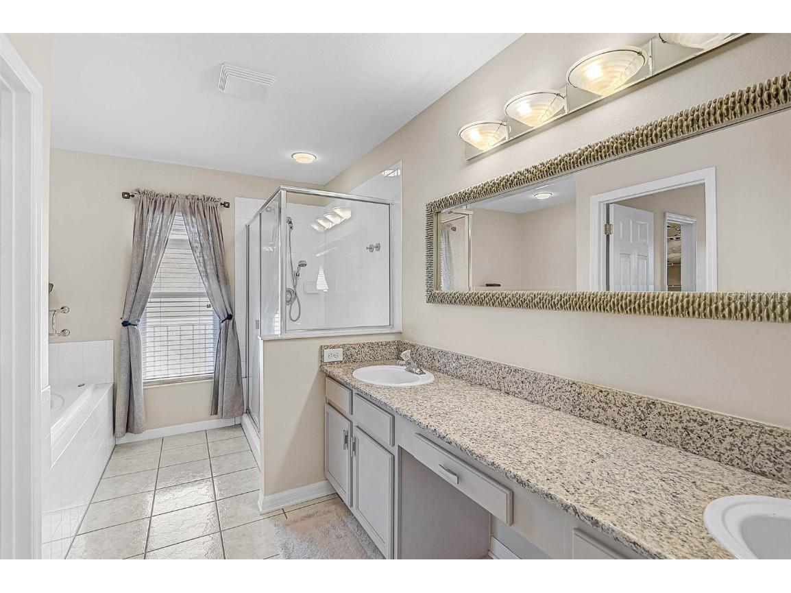 4640 Sanibel Way Bradenton FL 34203 A4670666 image17