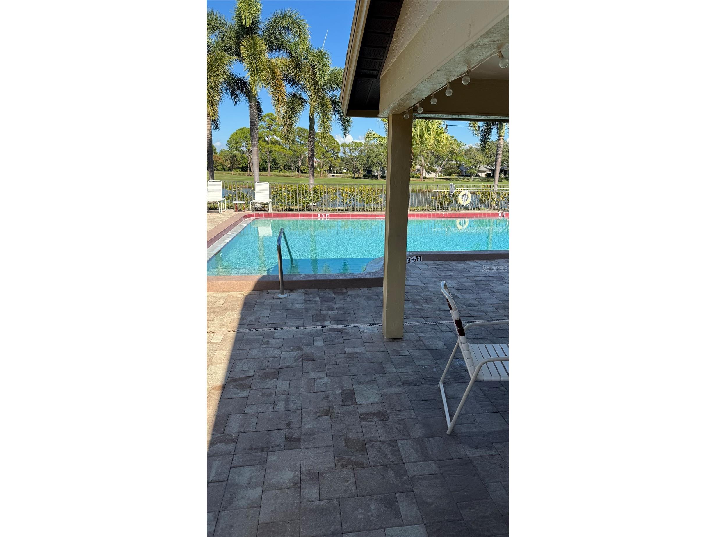 4640 Weybridge #12 Sarasota FL 34235 A4677826 image13