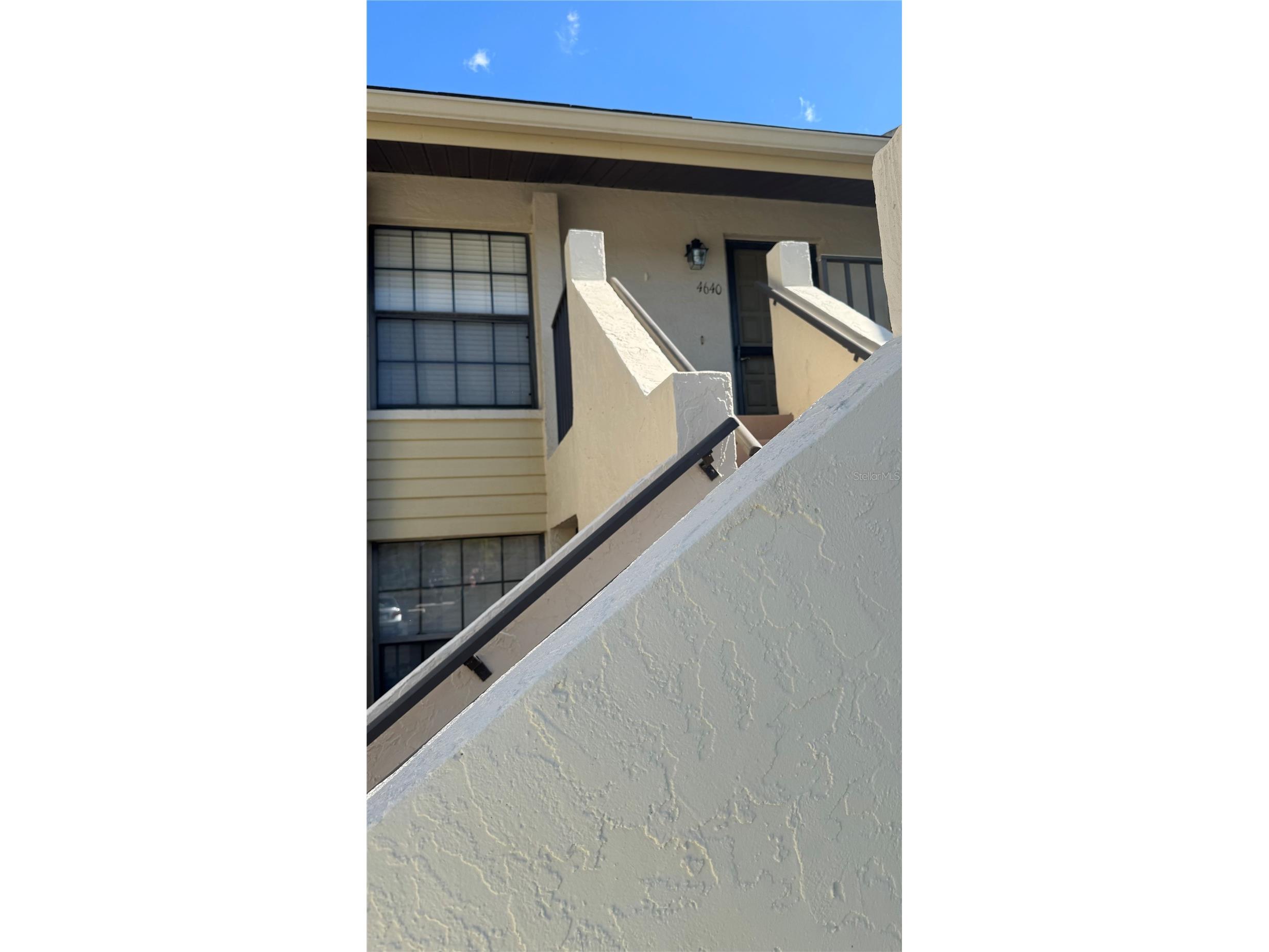 4640 Weybridge #12 Sarasota FL 34235 A4677826 image2