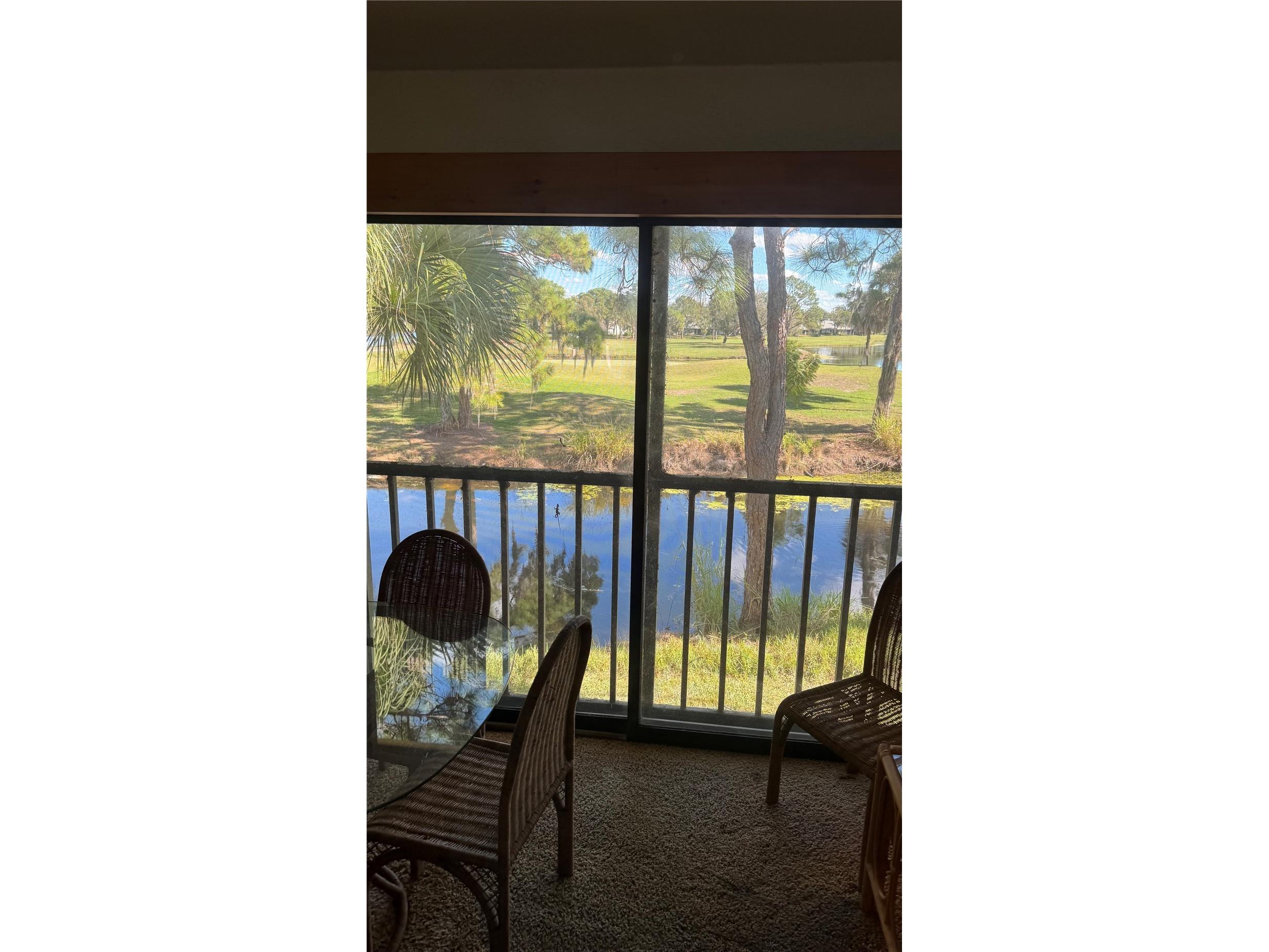 4640 Weybridge #12 Sarasota FL 34235 A4677826 image5