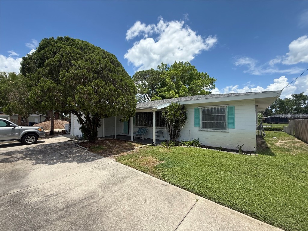 4641 Carson Street NE Saint Petersburg FL 33703 TB8400853 image1