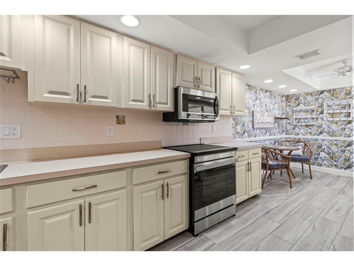 4641 La Jolla Drive Bradenton FL 34210 A4670116 image8