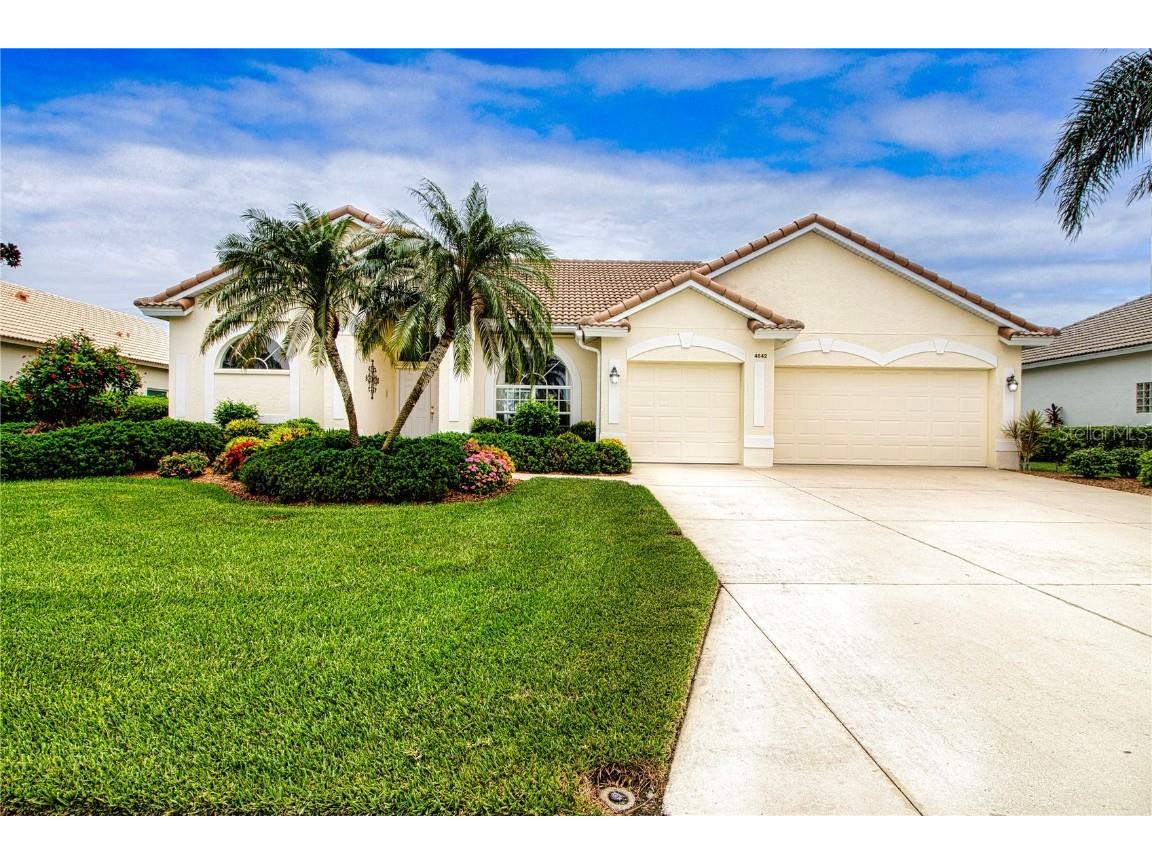 4642 Chase Oaks Drive Sarasota FL 34241 A4574664 image1