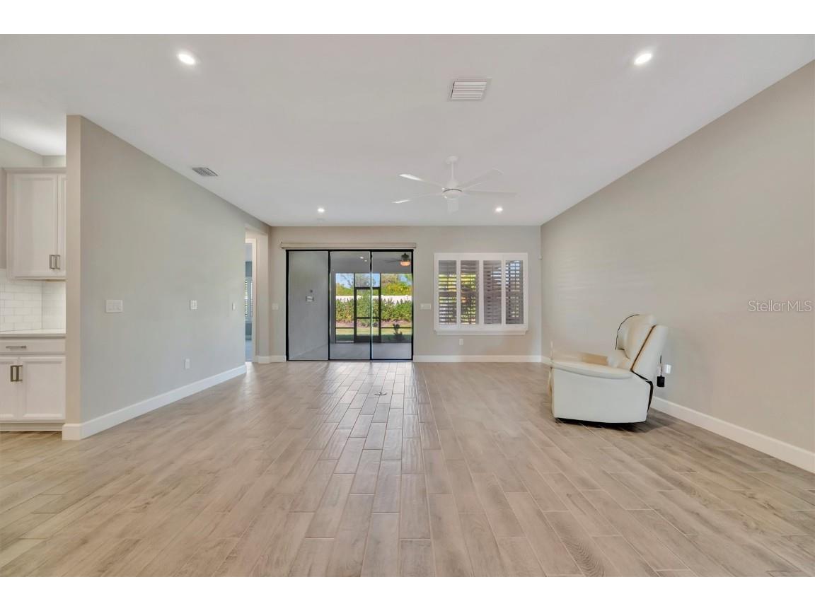 4642 Crestpoint Way Palmetto FL 34221 TB8458594 image19