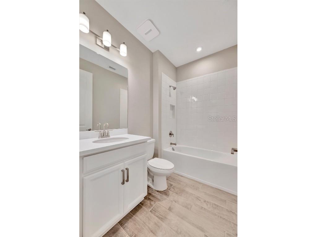 4642 Crestpoint Way Palmetto FL 34221 TB8458594 image41