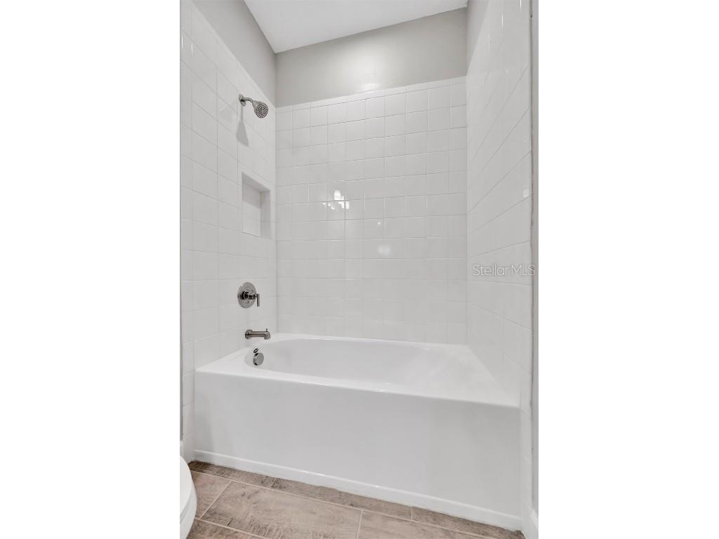 4642 Crestpoint Way Palmetto FL 34221 TB8458594 image42