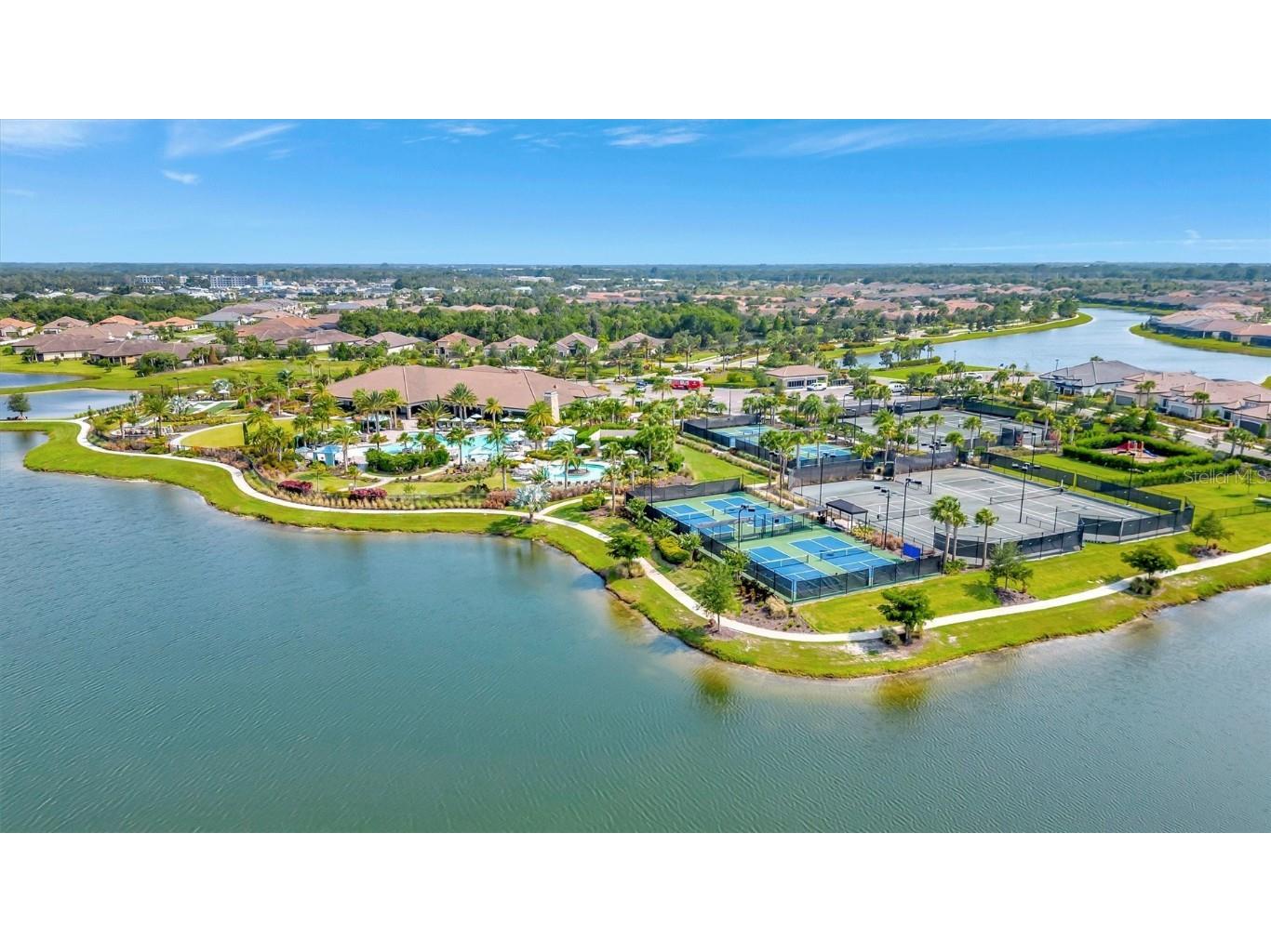 4642 Crestpoint Way Palmetto FL 34221 TB8458594 image60