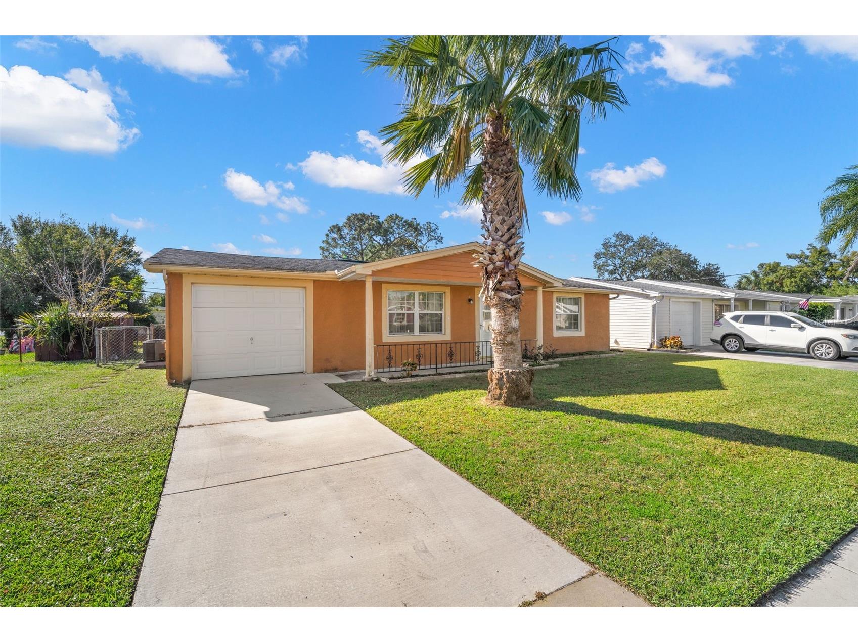 4642 Eastwood Lane Holiday FL 34690 TB8485965 image2