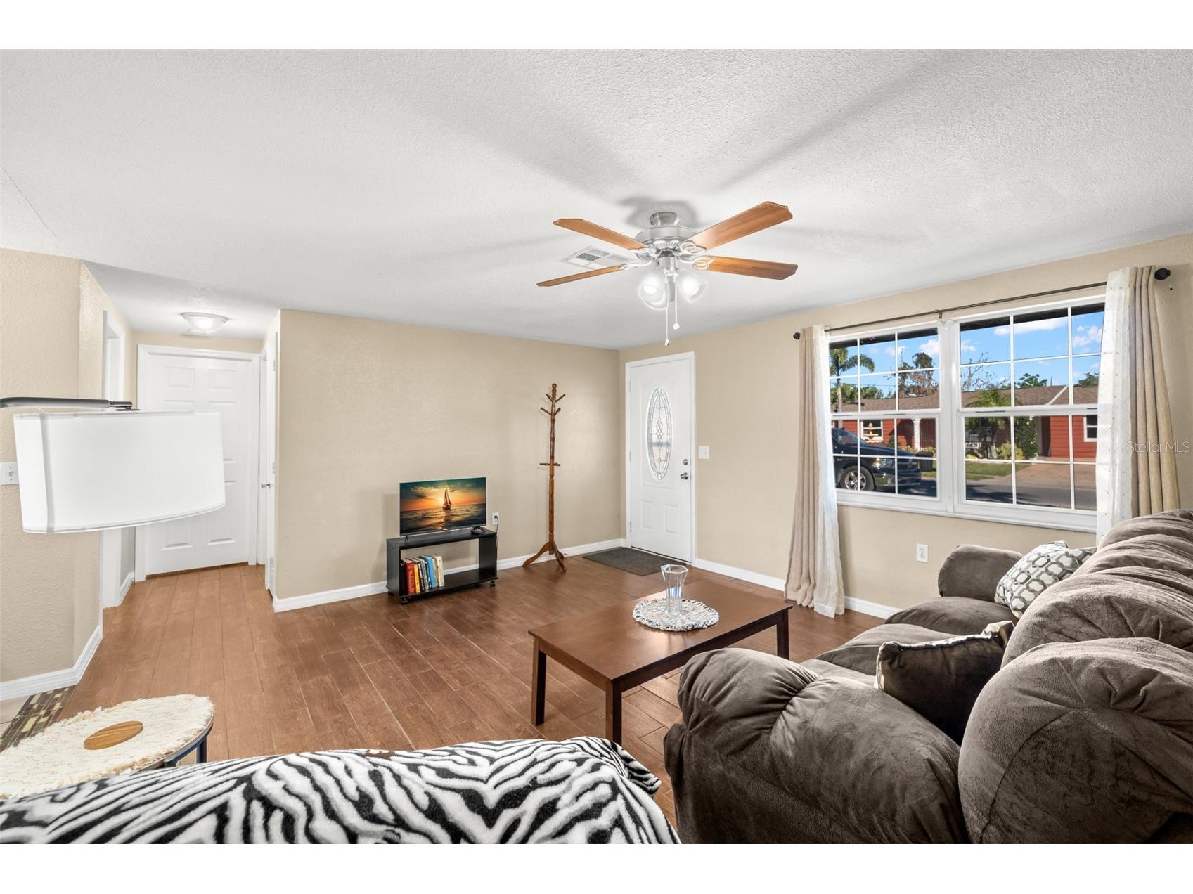 4642 Eastwood Lane Holiday FL 34690 TB8485965 image5