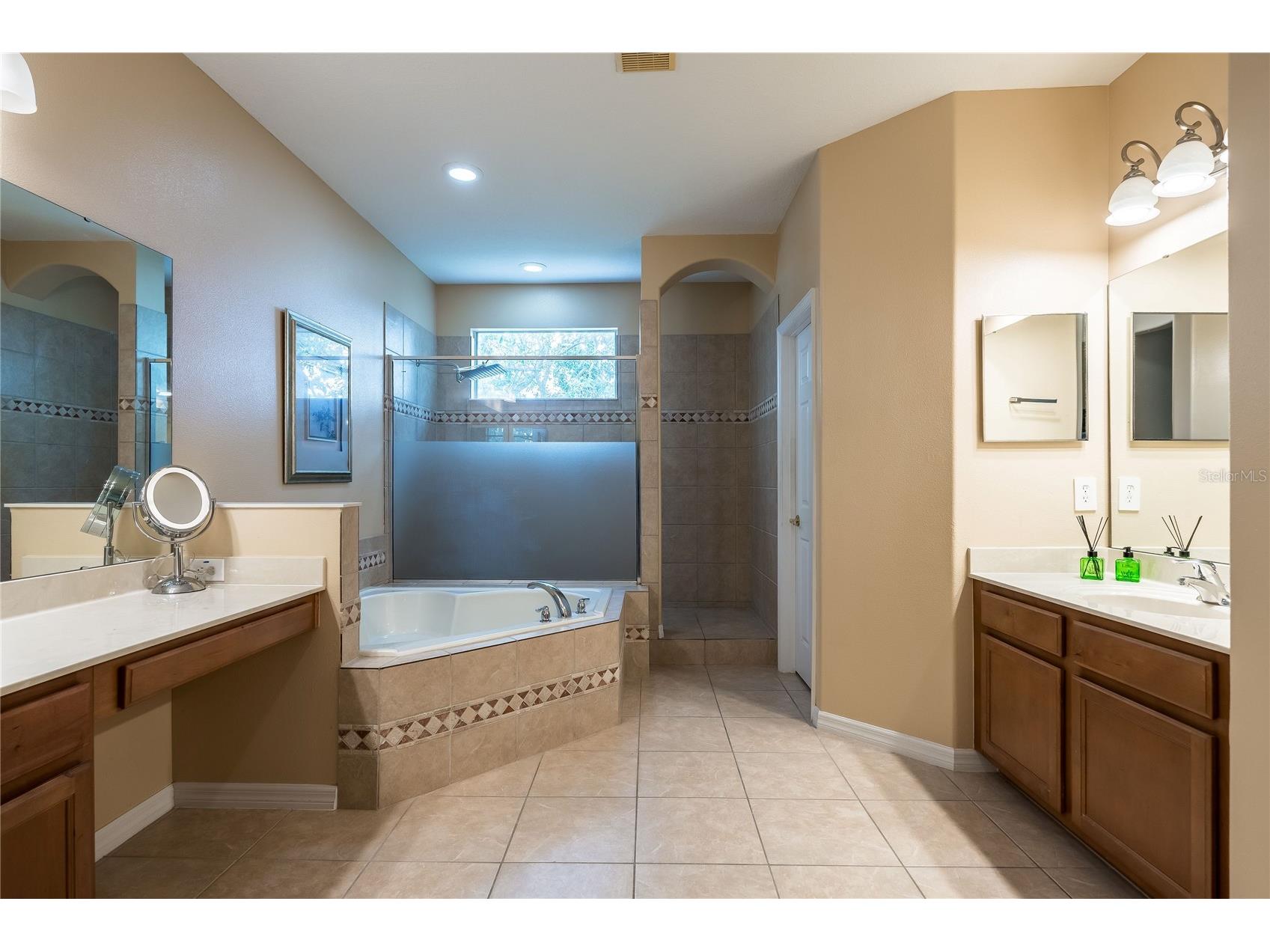 4642 River Gem Avenue Windermere FL 34786 O6422241 image40