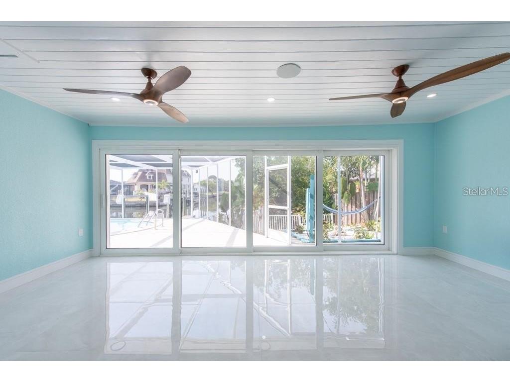 4643 Bay Crest Drive Tampa FL 33615 TB8406165 image10