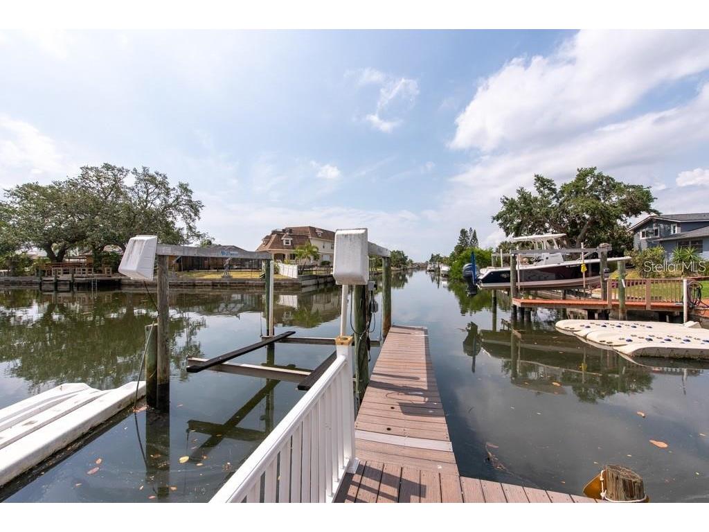 4643 Bay Crest Drive Tampa FL 33615 TB8406165 image69