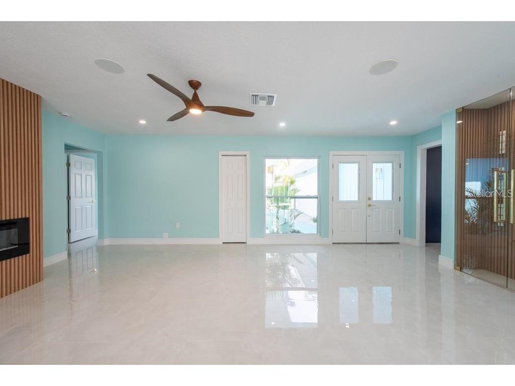 4643 Bay Crest Drive Tampa FL 33615 TB8406165 image8