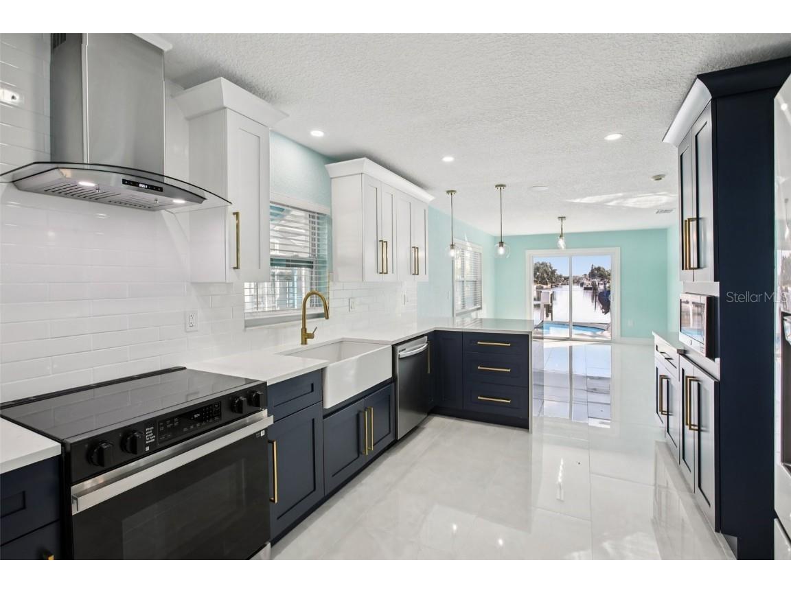 4643 Bay Crest Drive Tampa FL 33615 TB8426038 image22