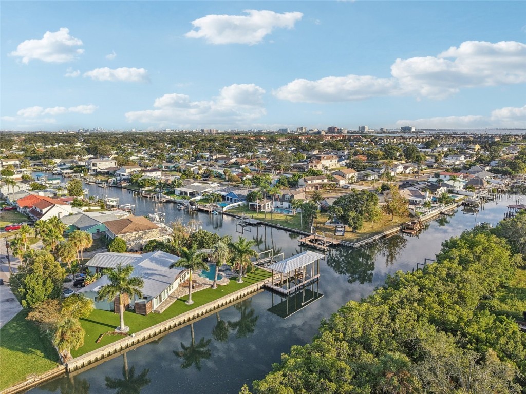 4643 Bay Crest Drive Tampa FL 33615 TB8426038 image60