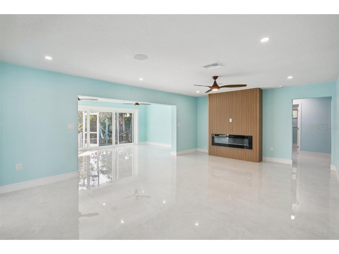 4643 Bay Crest Drive Tampa FL 33615 TB8426038 image8