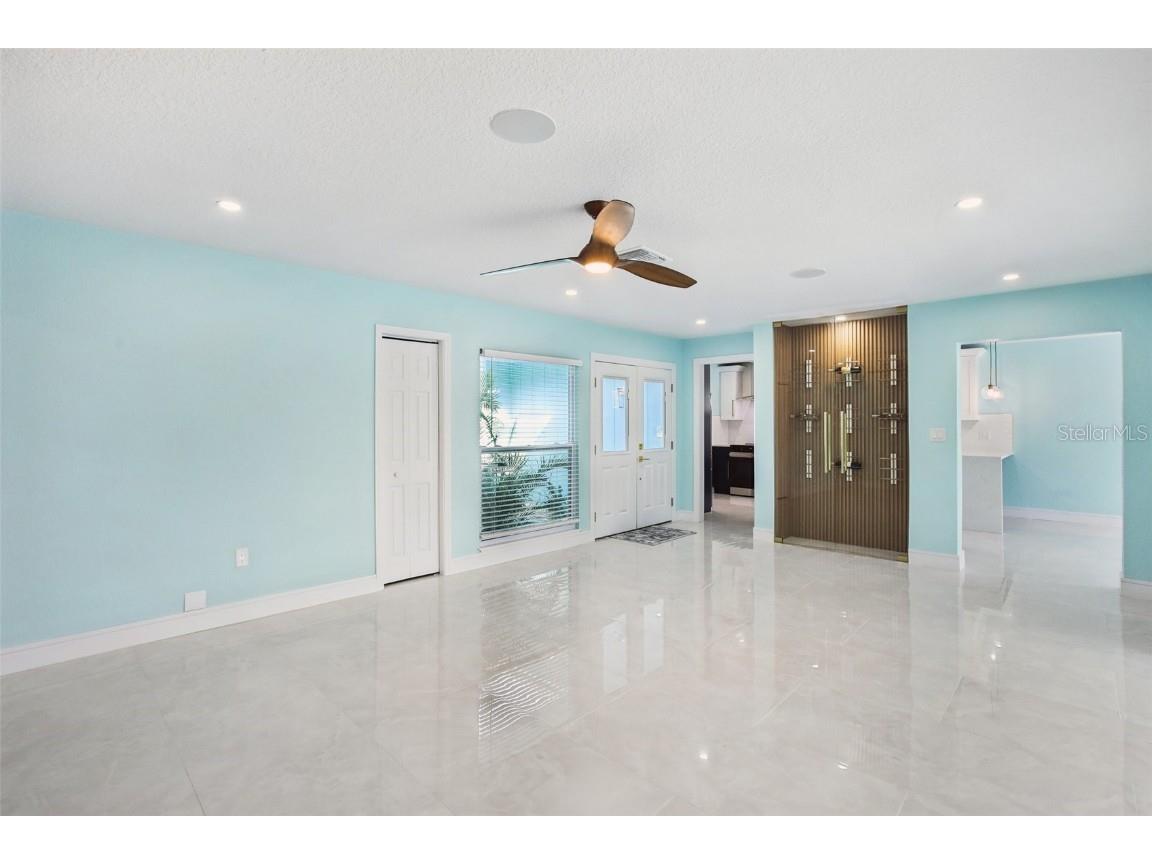 4643 Bay Crest Drive Tampa FL 33615 TB8426038 image9