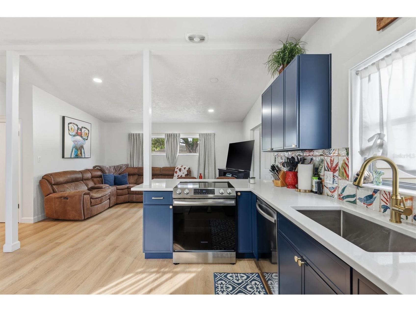 4643 Brooksdale Drive Sarasota FL 34232 A4678321 image11