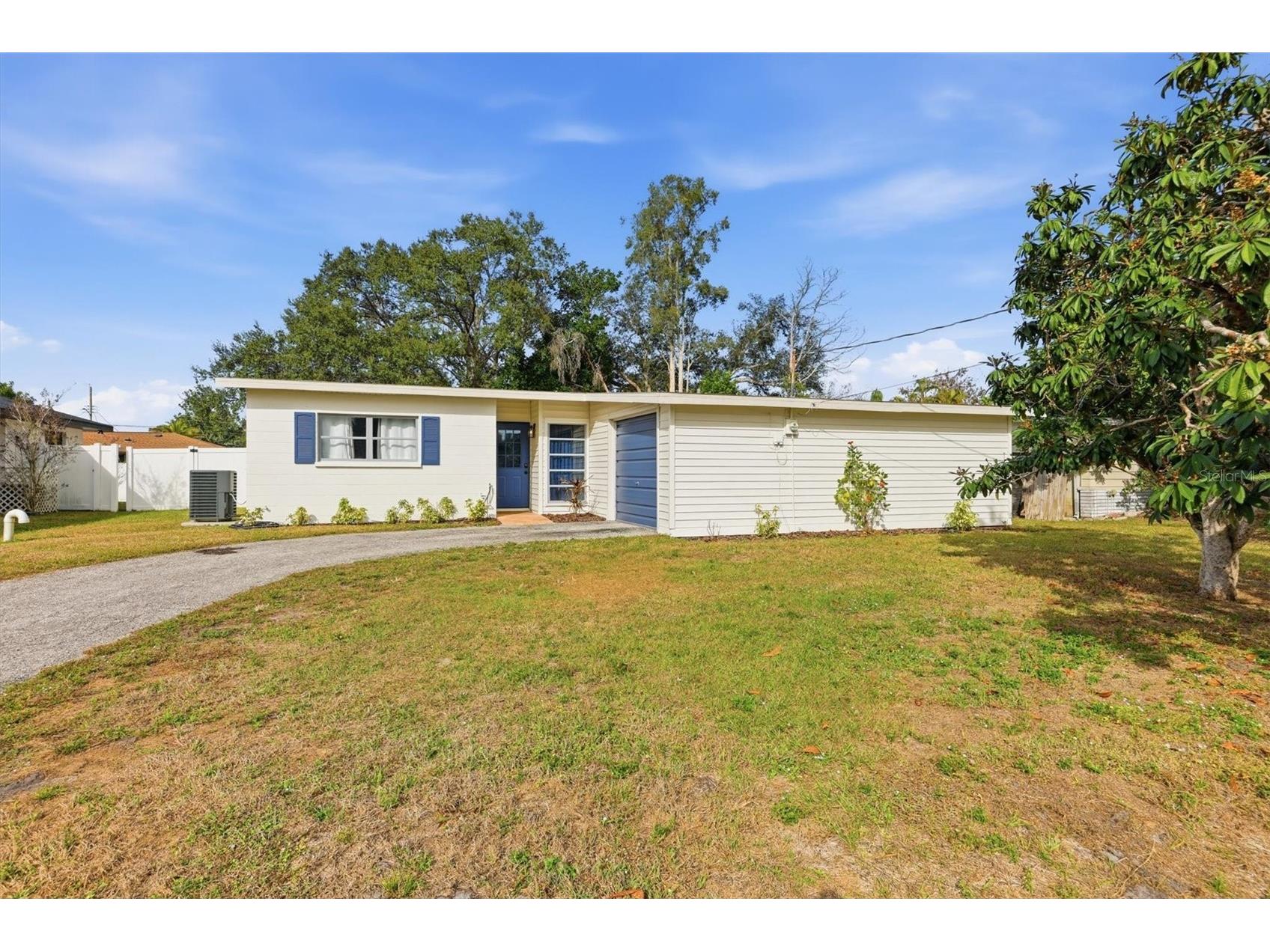 4643 Brooksdale Drive Sarasota FL 34232 A4678321 image25