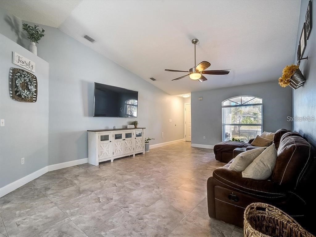 4644 Breezy Pines Boulevard Sarasota FL 34232 A4657586 image4