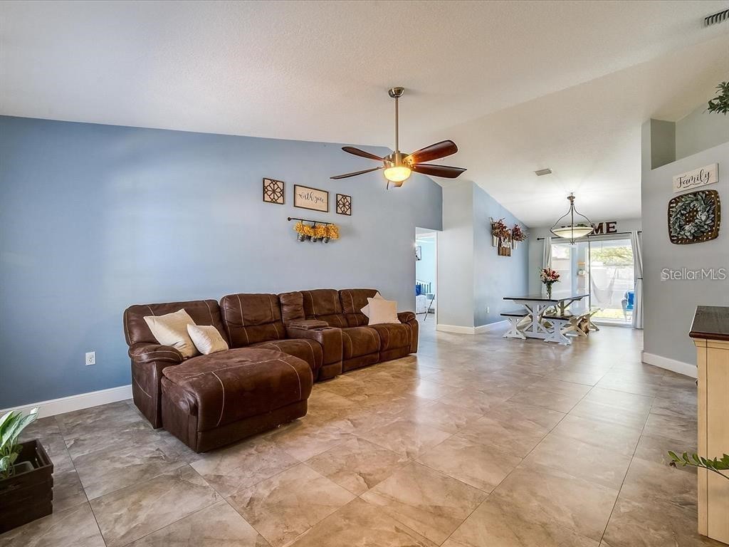 4644 Breezy Pines Boulevard Sarasota FL 34232 A4657586 image5