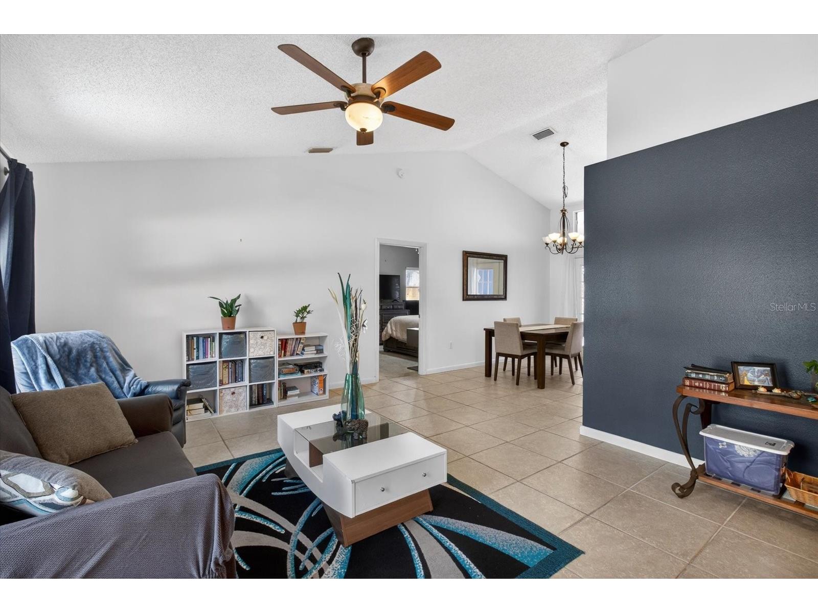 4644 Hamlets Grove Drive Sarasota FL 34235 A4686910 image11